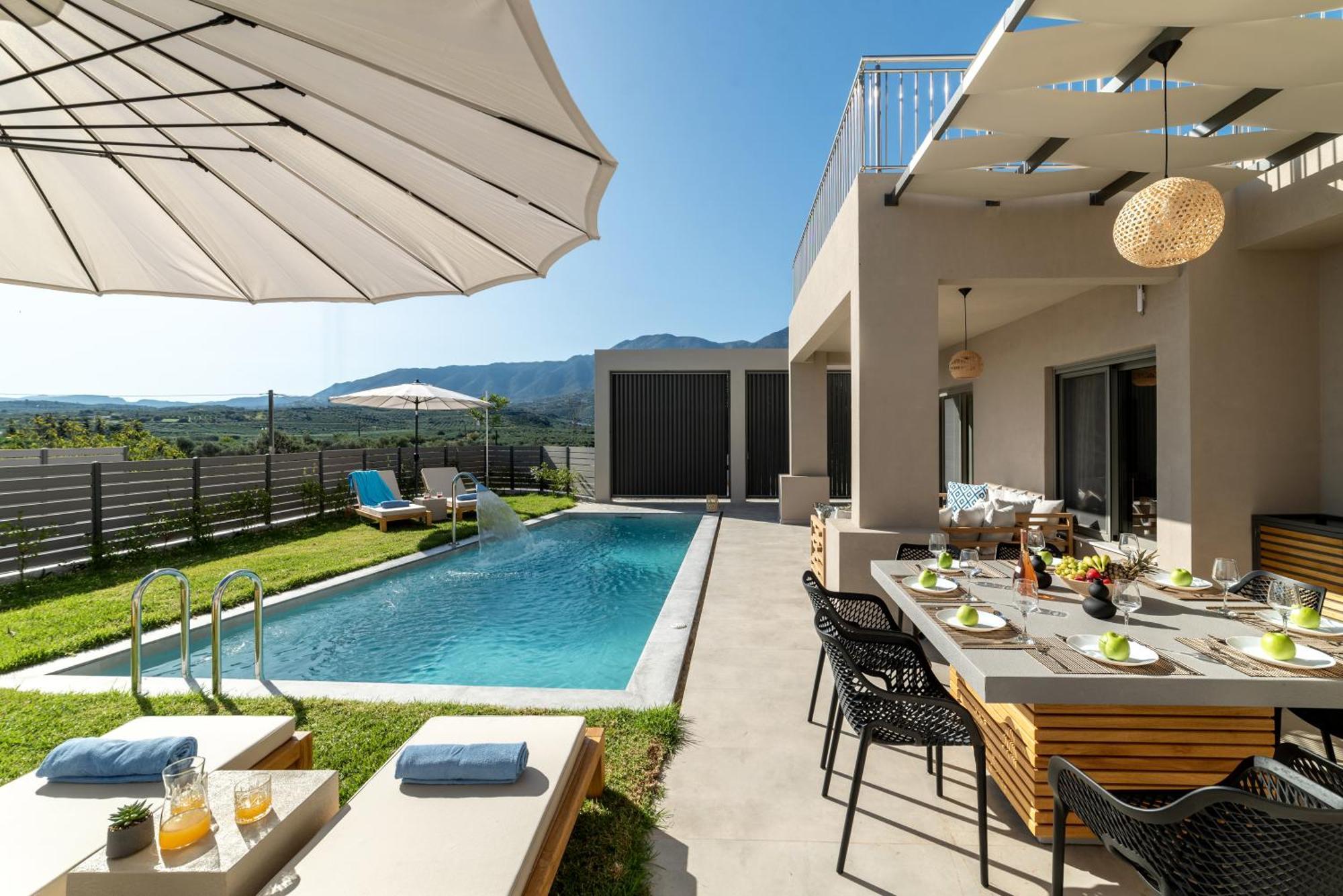 Villa Ks Luxury Heated Pools