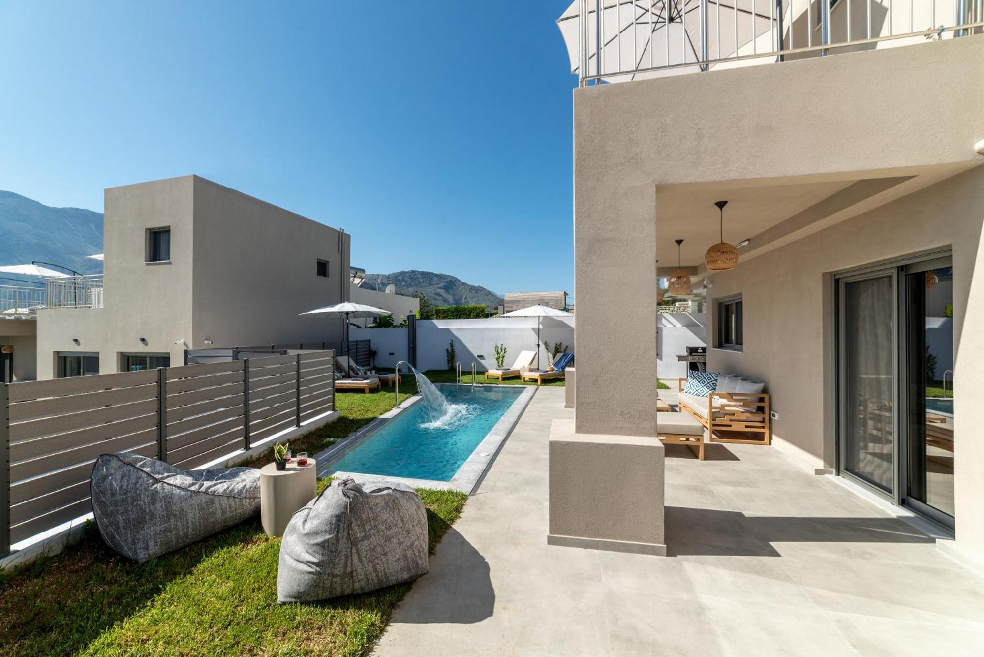 Ks Luxury Heated Pools Georgioupoli