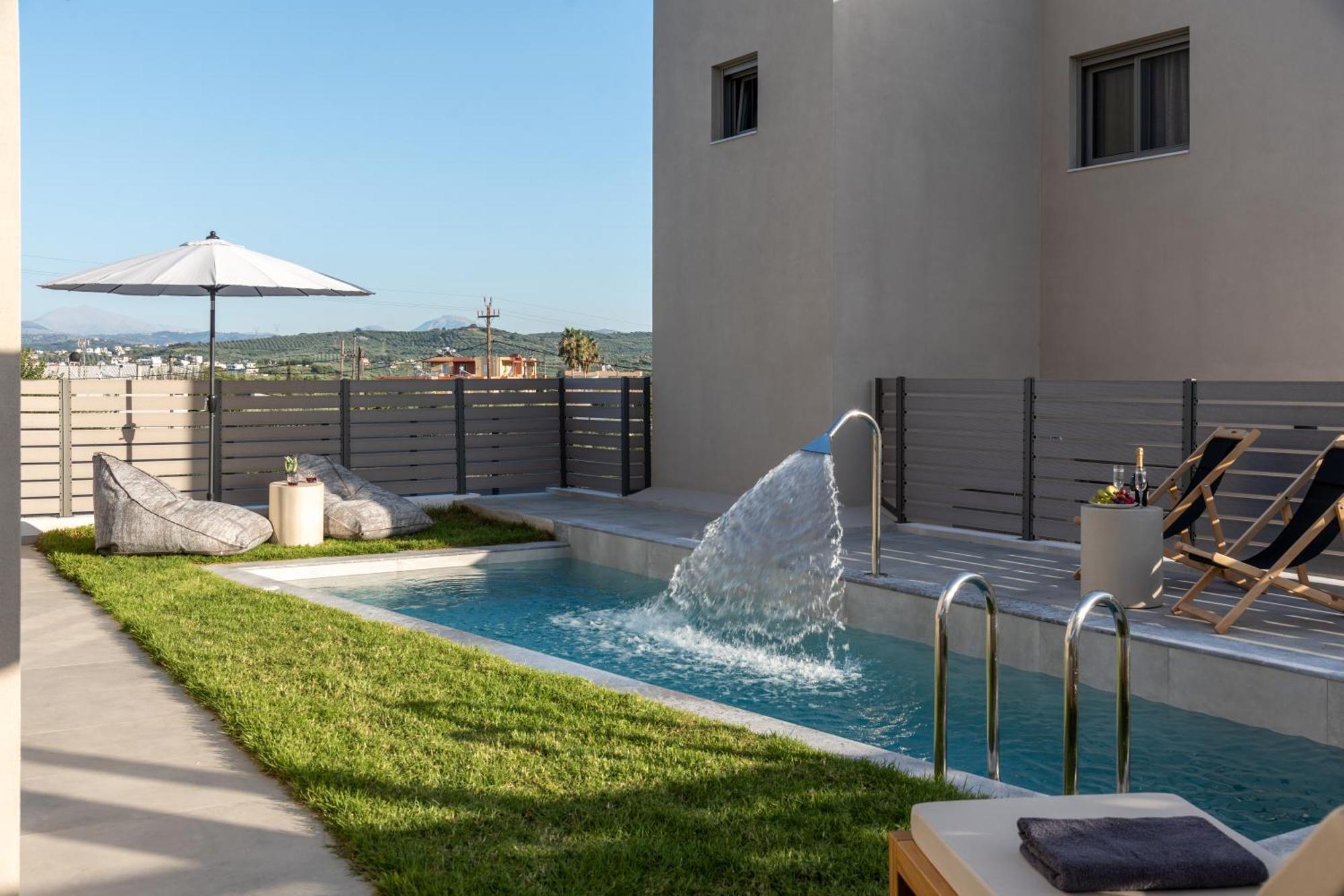 Ks Luxury Heated Pools Georgioupoli