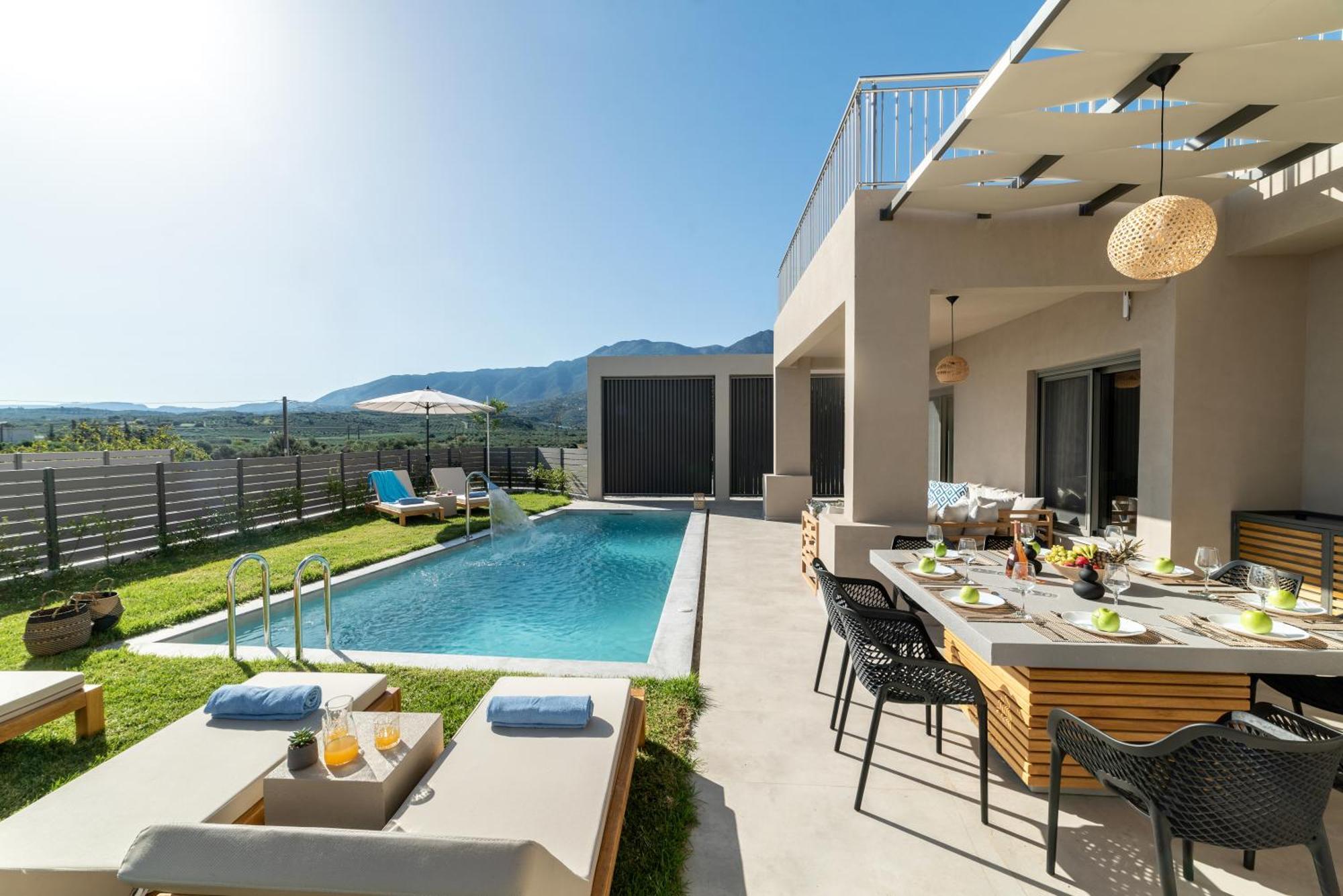 Villa Ks Luxury Heated Pools