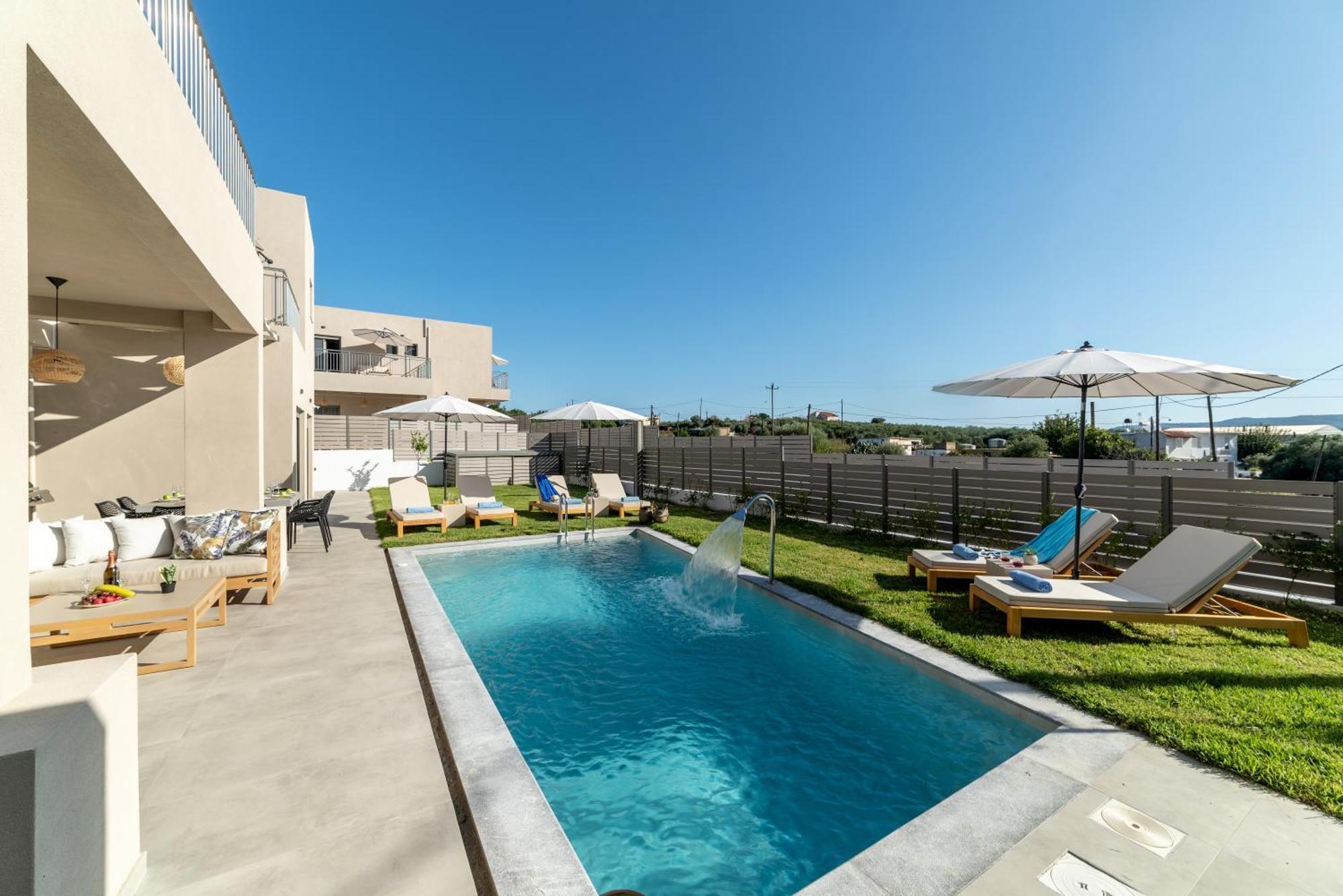 Villa Ks Luxury Heated Pools *